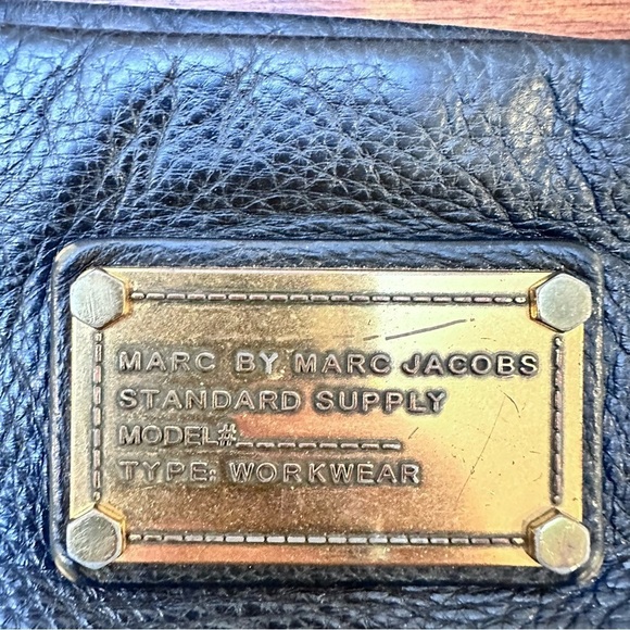 Marc by Marc Jacobs Classic Q Percy Black Pebble Leather Crossbody‎ Mini Handbag - Picture 2 of 11